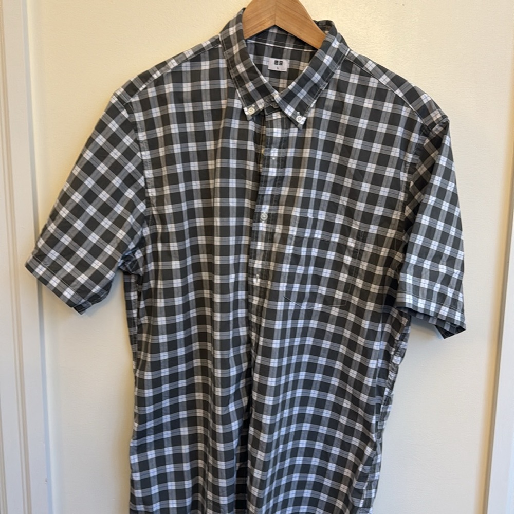 Uniqlo plaid dress shirt short sleeve